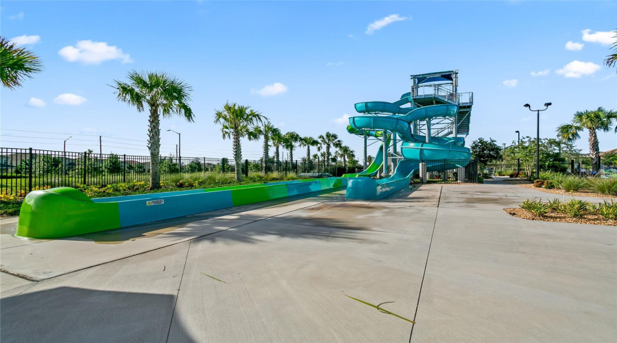 DAVENPORT, Florida 33896, 6 Bedrooms Bedrooms, ,5 BathroomsBathrooms,Residential,For Sale,TAKEAWAY,0,MFRS5142382