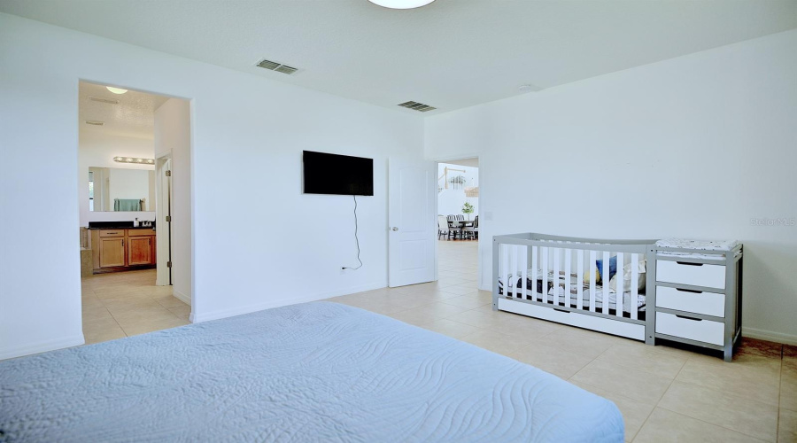 KISSIMMEE, Florida 34746, 4 Bedrooms Bedrooms, ,3 BathroomsBathrooms,Residential,For Sale,BASS BOAT,0,MFRO6376700