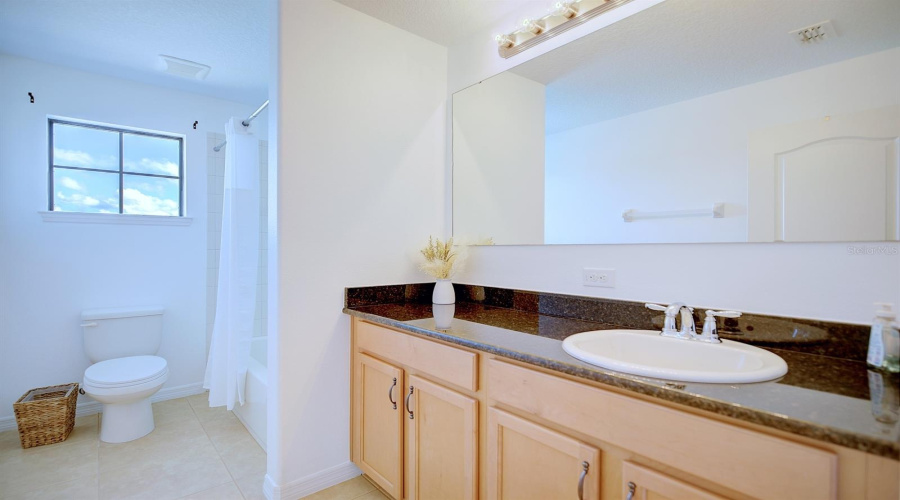 KISSIMMEE, Florida 34746, 4 Bedrooms Bedrooms, ,3 BathroomsBathrooms,Residential,For Sale,BASS BOAT,0,MFRO6376700