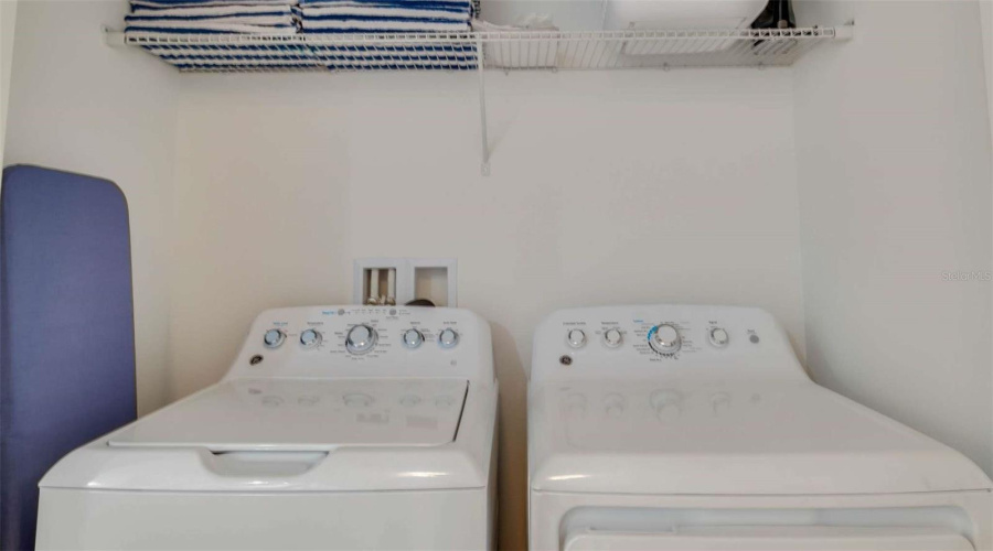 KISSIMMEE, Florida 34746, 6 Bedrooms Bedrooms, ,5 BathroomsBathrooms,Residential,For Sale,LAS FUENTES,0,MFRO6376723