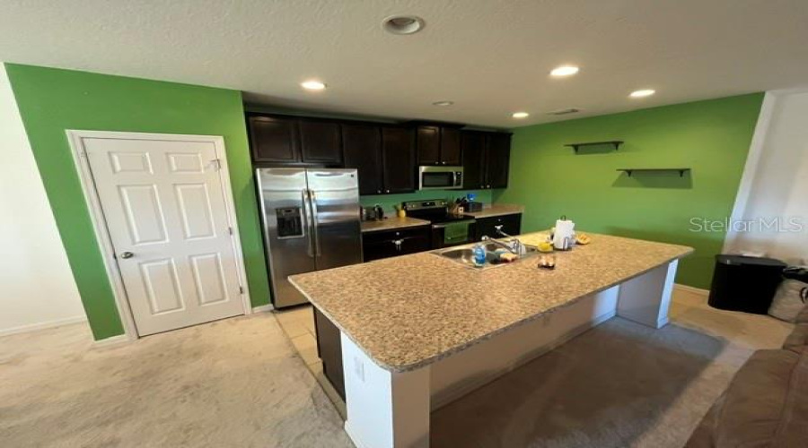 DAVENPORT, Florida 33837, 4 Bedrooms Bedrooms, ,3 BathroomsBathrooms,Residential,For Sale,ANNABELLE,0,MFRL4958208