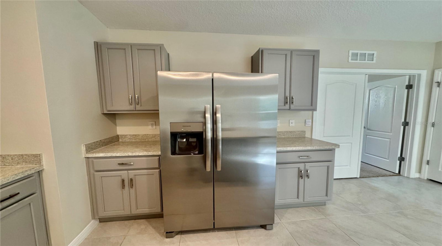 DAVENPORT, Florida 33837, 3 Bedrooms Bedrooms, ,2 BathroomsBathrooms,Residential,For Sale,GINA,0,MFRL4958866