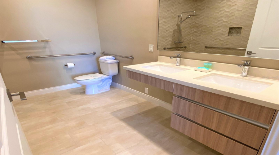 KISSIMMEE, Florida 34747, 4 Bedrooms Bedrooms, ,4 BathroomsBathrooms,Residential,For Sale,BROOKLYN,0,MFRO6376415