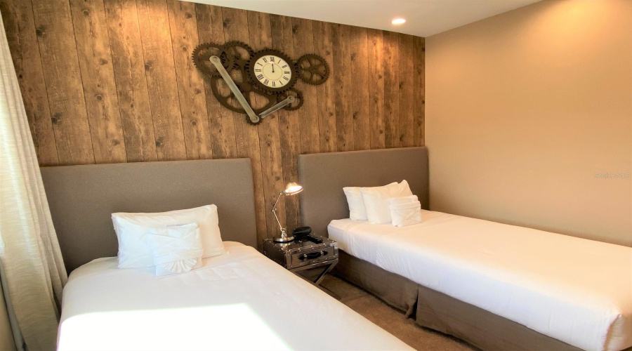 KISSIMMEE, Florida 34747, 4 Bedrooms Bedrooms, ,4 BathroomsBathrooms,Residential,For Sale,BROOKLYN,0,MFRO6376415