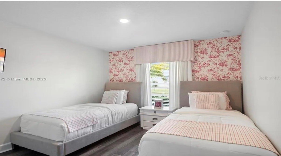 DAVENPORT, Florida 33896, 3 Bedrooms Bedrooms, ,2 BathroomsBathrooms,Residential,For Sale,OSCRAFT,0,MFRS5142241