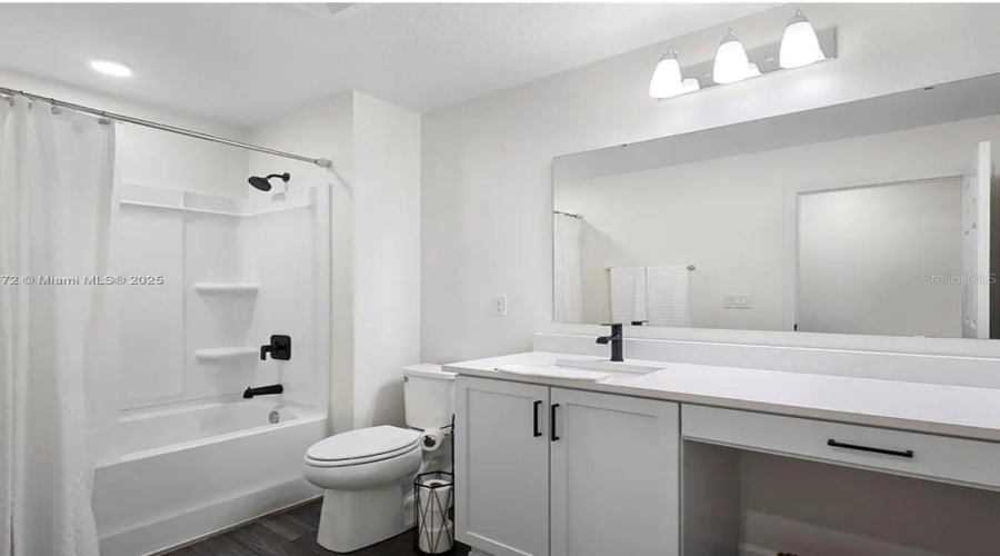 DAVENPORT, Florida 33896, 3 Bedrooms Bedrooms, ,2 BathroomsBathrooms,Residential,For Sale,OSCRAFT,0,MFRS5142241