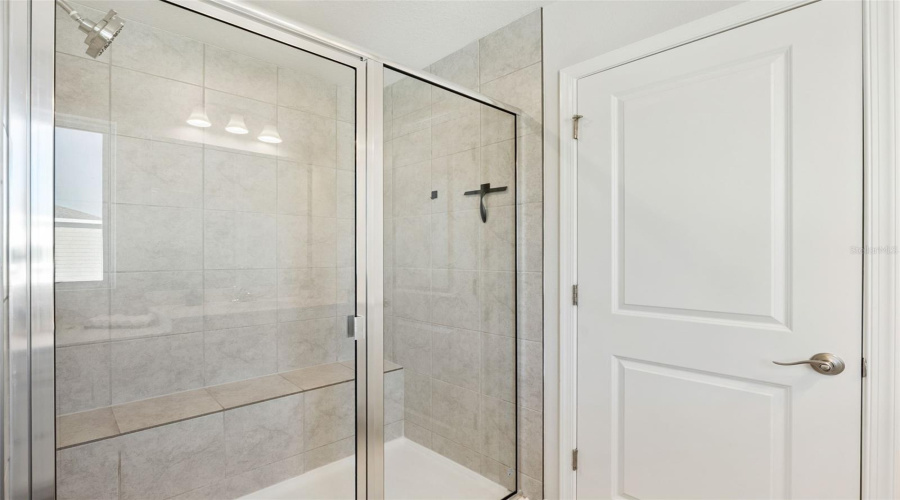 DAVENPORT, Florida 33837, 4 Bedrooms Bedrooms, ,2 BathroomsBathrooms,Residential,For Sale,OCEANIA,0,MFRO6376735