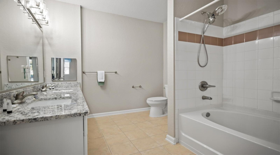 DAVENPORT, Florida 33896, 3 Bedrooms Bedrooms, ,2 BathroomsBathrooms,Residential,For Sale,TERRACE RIDGE,0,MFRP4937105