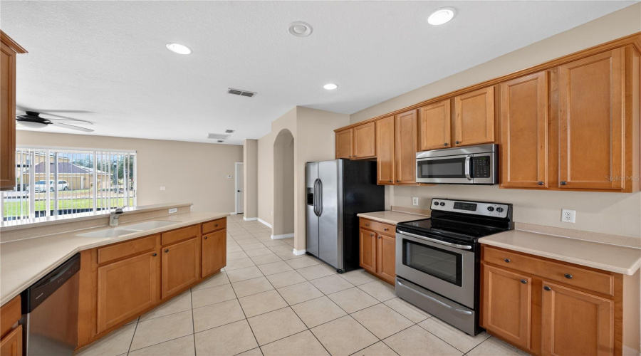 KISSIMMEE, Florida 34746, 4 Bedrooms Bedrooms, ,2 BathroomsBathrooms,Residential,For Sale,MARSHFIELD PRESERVE WAY,0,MFRO6376659