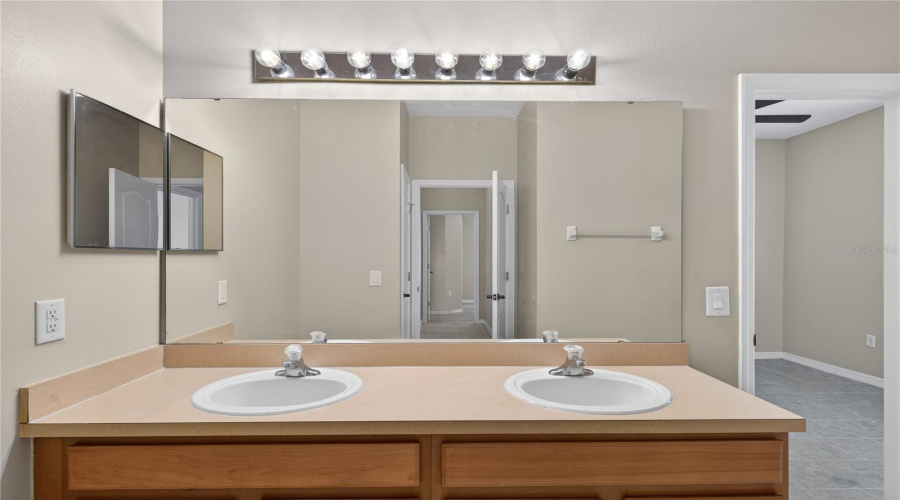 KISSIMMEE, Florida 34746, 4 Bedrooms Bedrooms, ,2 BathroomsBathrooms,Residential,For Sale,MARSHFIELD PRESERVE WAY,0,MFRO6376659