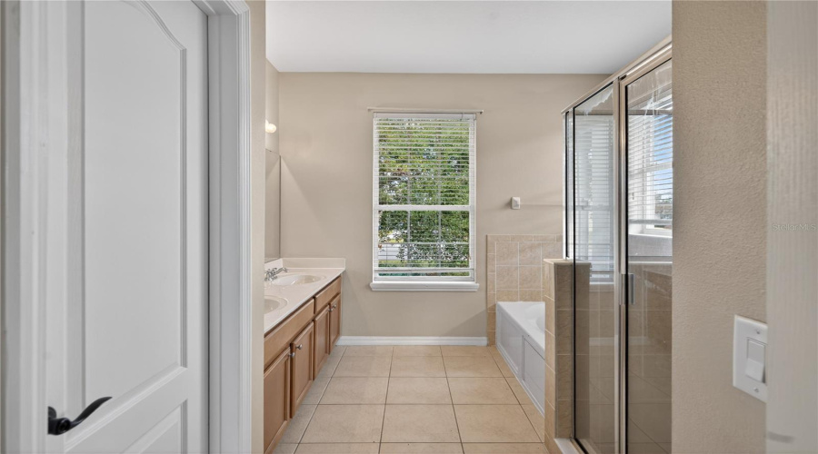 KISSIMMEE, Florida 34746, 4 Bedrooms Bedrooms, ,2 BathroomsBathrooms,Residential,For Sale,MARSHFIELD PRESERVE WAY,0,MFRO6376659