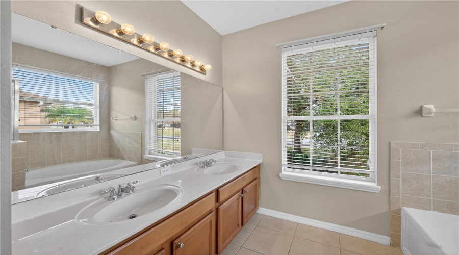 KISSIMMEE, Florida 34746, 4 Bedrooms Bedrooms, ,2 BathroomsBathrooms,Residential,For Sale,MARSHFIELD PRESERVE WAY,0,MFRO6376659