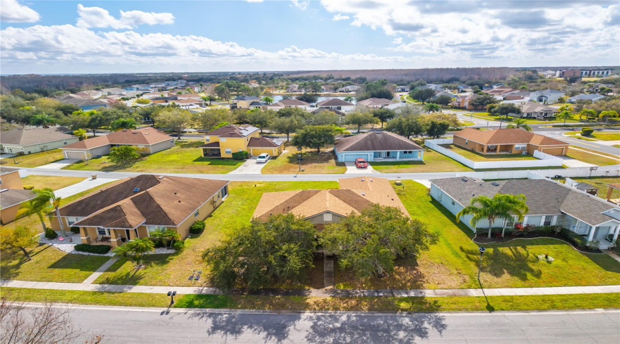 KISSIMMEE, Florida 34746, 4 Bedrooms Bedrooms, ,2 BathroomsBathrooms,Residential,For Sale,MARSHFIELD PRESERVE WAY,0,MFRO6376659
