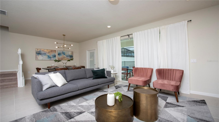 DAVENPORT, Florida 33897, 5 Bedrooms Bedrooms, ,4 BathroomsBathrooms,Residential,For Sale,JETTY,0,MFRO6376855