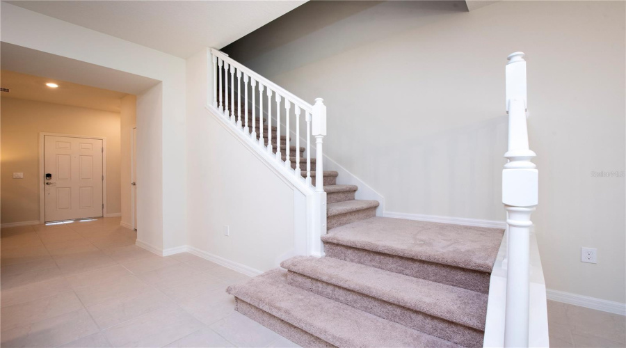 DAVENPORT, Florida 33897, 5 Bedrooms Bedrooms, ,4 BathroomsBathrooms,Residential,For Sale,JETTY,0,MFRO6376855