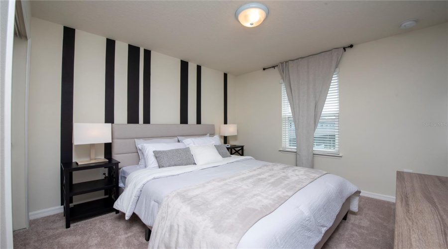 DAVENPORT, Florida 33897, 5 Bedrooms Bedrooms, ,4 BathroomsBathrooms,Residential,For Sale,JETTY,0,MFRO6376855