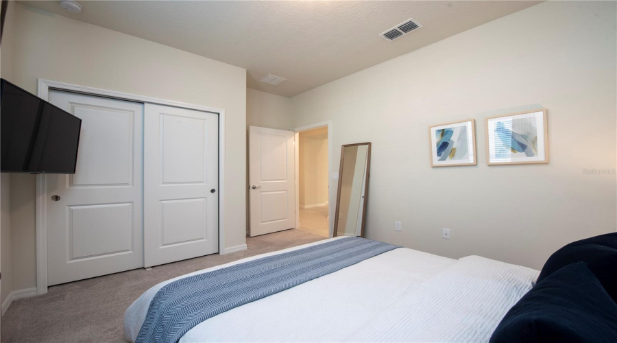 DAVENPORT, Florida 33897, 5 Bedrooms Bedrooms, ,4 BathroomsBathrooms,Residential,For Sale,JETTY,0,MFRO6376855