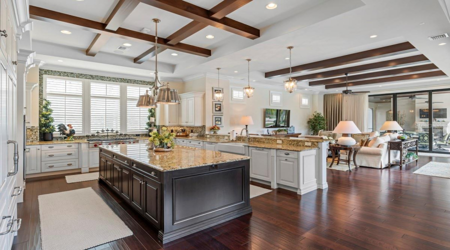 GOLDEN OAK, Florida 32836, 10 Bedrooms Bedrooms, ,14 BathroomsBathrooms,Residential,For Sale,ENCHANTED OAK,0,MFRO6366604