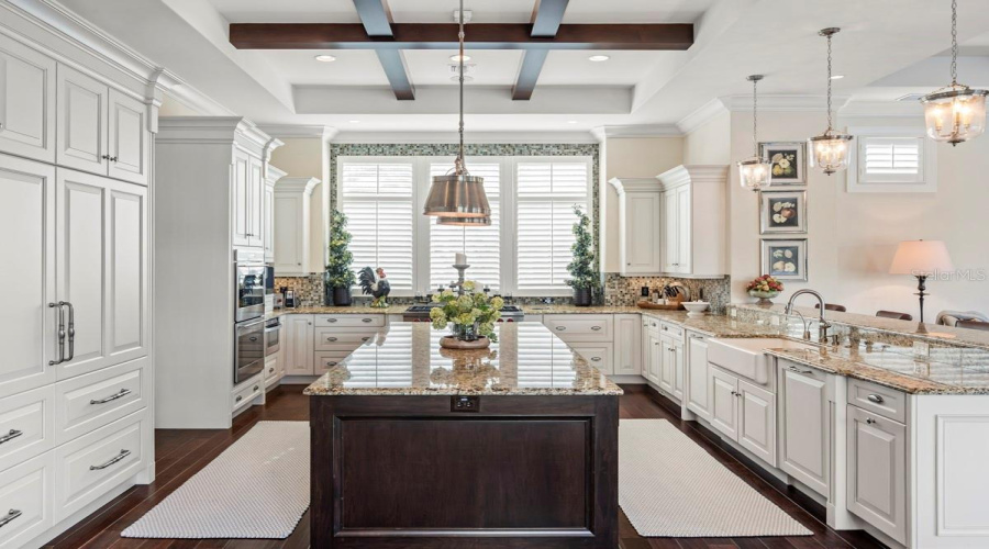 GOLDEN OAK, Florida 32836, 10 Bedrooms Bedrooms, ,14 BathroomsBathrooms,Residential,For Sale,ENCHANTED OAK,0,MFRO6366604