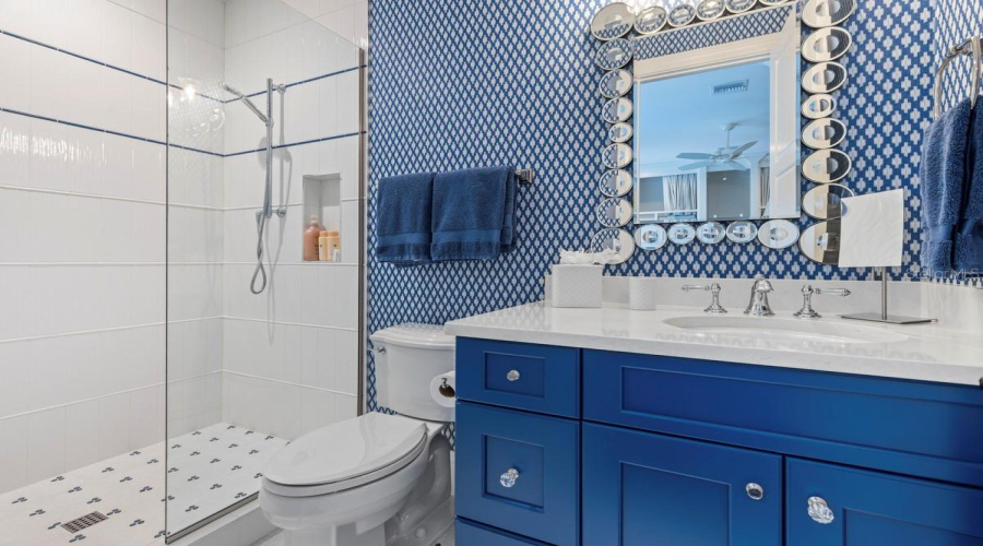 GOLDEN OAK, Florida 32836, 10 Bedrooms Bedrooms, ,14 BathroomsBathrooms,Residential,For Sale,ENCHANTED OAK,0,MFRO6366604