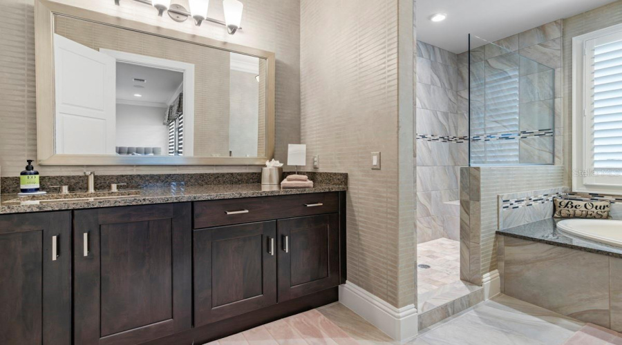 GOLDEN OAK, Florida 32836, 10 Bedrooms Bedrooms, ,14 BathroomsBathrooms,Residential,For Sale,ENCHANTED OAK,0,MFRO6366604