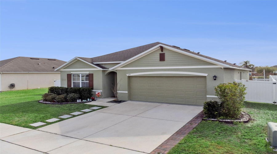 DAVENPORT, Florida 33896, 4 Bedrooms Bedrooms, ,2 BathroomsBathrooms,Residential,For Sale,PRESERVE,0,MFRS5141916