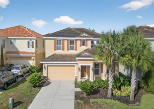 DAVENPORT, Florida 33837, 5 Bedrooms Bedrooms, ,4 BathroomsBathrooms,Residential,For Sale,WILDWOOD,0,MFRS5137161