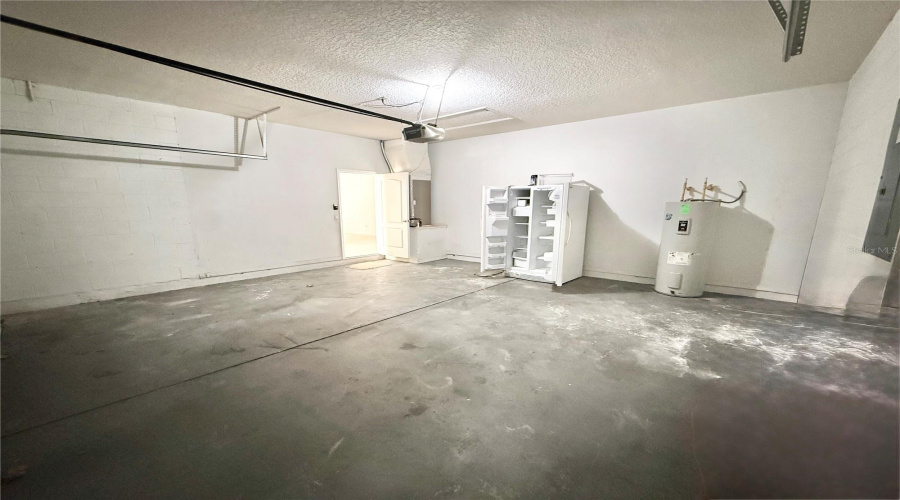 KISSIMMEE, Florida 34746, 3 Bedrooms Bedrooms, ,2 BathroomsBathrooms,Residential,For Sale,CREEKS RUN,0,MFRS5137431