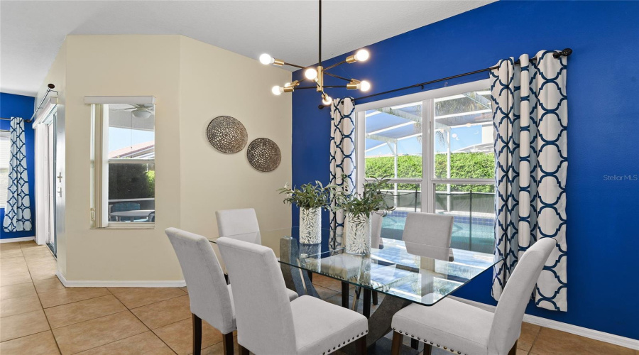 DAVENPORT, Florida 33897, 5 Bedrooms Bedrooms, ,3 BathroomsBathrooms,Residential,For Sale,BRUNELLO,0,MFRO6376933