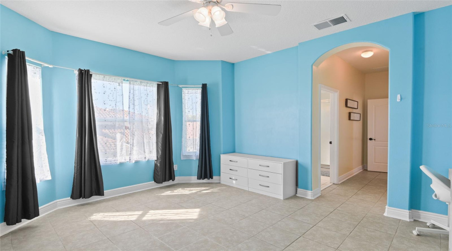 DAVENPORT, Florida 33897, 5 Bedrooms Bedrooms, ,3 BathroomsBathrooms,Residential,For Sale,BRUNELLO,0,MFRO6376933