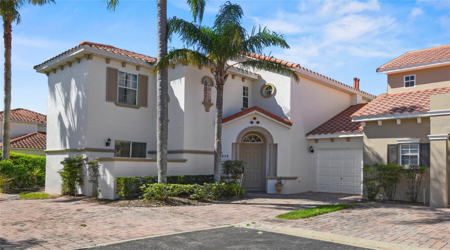 DAVENPORT, Florida 33897, 5 Bedrooms Bedrooms, ,3 BathroomsBathrooms,Residential,For Sale,BRUNELLO,0,MFRO6376933