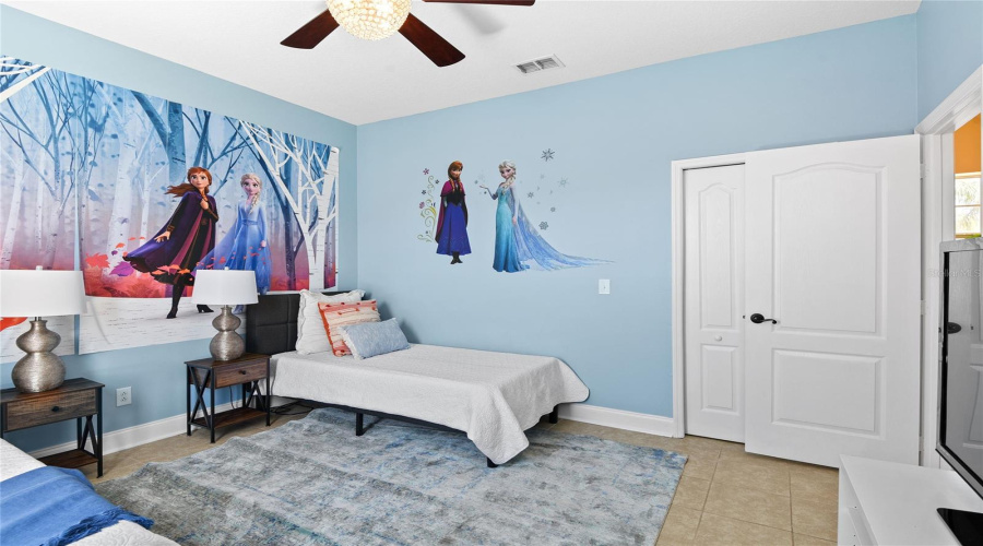 DAVENPORT, Florida 33897, 5 Bedrooms Bedrooms, ,3 BathroomsBathrooms,Residential,For Sale,BRUNELLO,0,MFRO6376933