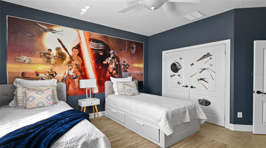 DAVENPORT, Florida 33897, 5 Bedrooms Bedrooms, ,3 BathroomsBathrooms,Residential,For Sale,BRUNELLO,0,MFRO6376933