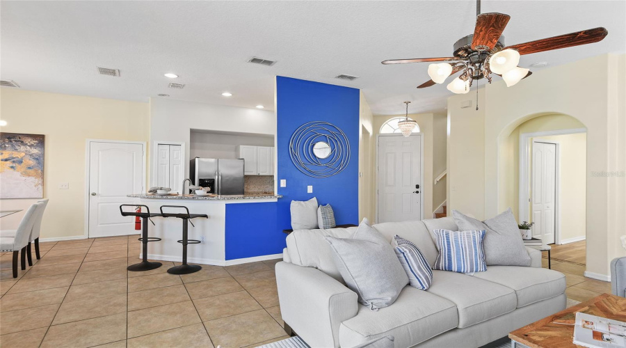 DAVENPORT, Florida 33897, 5 Bedrooms Bedrooms, ,3 BathroomsBathrooms,Residential,For Sale,BRUNELLO,0,MFRO6376933