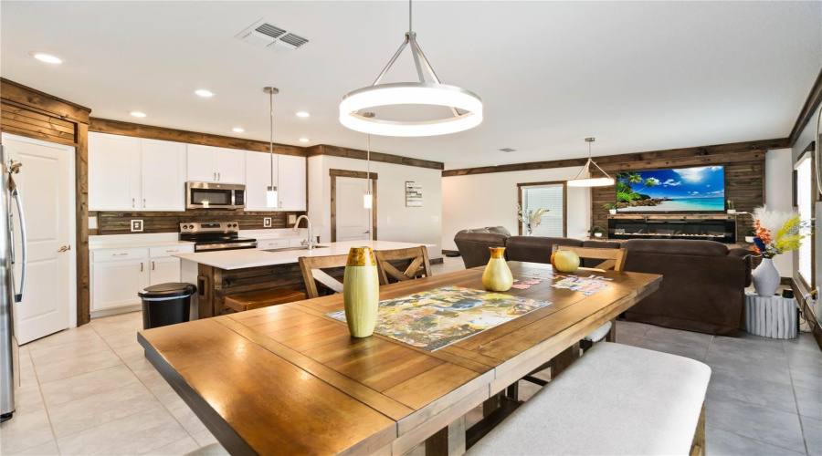 DAVENPORT, Florida 33837, 4 Bedrooms Bedrooms, ,2 BathroomsBathrooms,Residential,For Sale,AQUIFER,0,MFRO6376495