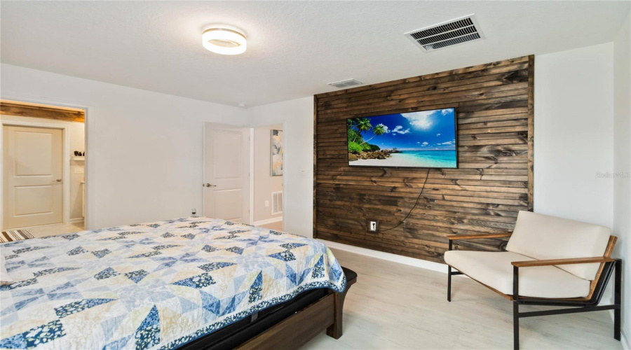 DAVENPORT, Florida 33837, 4 Bedrooms Bedrooms, ,2 BathroomsBathrooms,Residential,For Sale,AQUIFER,0,MFRO6376495