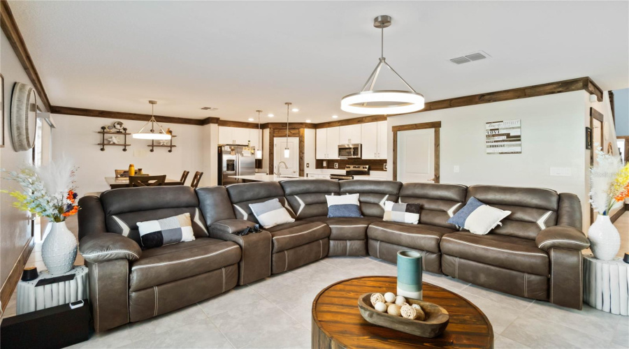 DAVENPORT, Florida 33837, 4 Bedrooms Bedrooms, ,2 BathroomsBathrooms,Residential,For Sale,AQUIFER,0,MFRO6376495