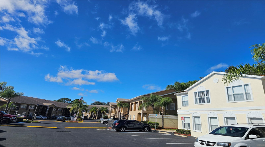 KISSIMMEE, Florida 34747, 3 Bedrooms Bedrooms, ,2 BathroomsBathrooms,Residential,For Sale,GRAND PALMS,0,MFRS5141452