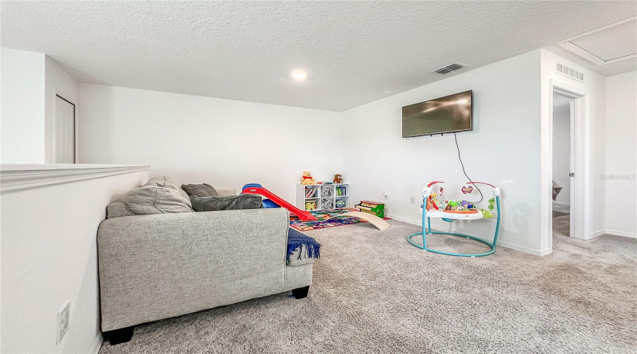 DAVENPORT, Florida 33896, 4 Bedrooms Bedrooms, ,2 BathroomsBathrooms,Residential,For Sale,BOCAVISTA,0,MFRO6376643