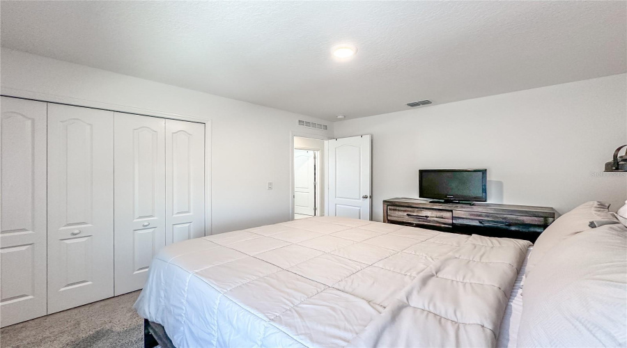 DAVENPORT, Florida 33896, 4 Bedrooms Bedrooms, ,2 BathroomsBathrooms,Residential,For Sale,BOCAVISTA,0,MFRO6376643