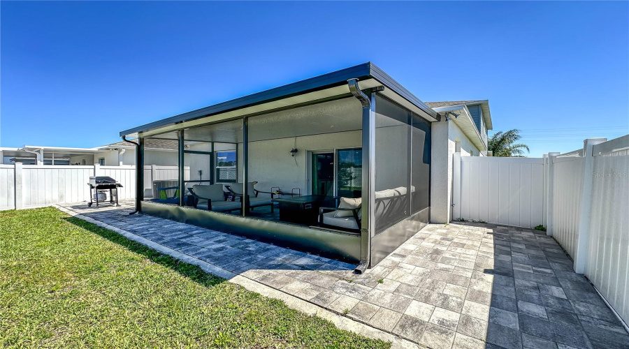 DAVENPORT, Florida 33896, 4 Bedrooms Bedrooms, ,2 BathroomsBathrooms,Residential,For Sale,BOCAVISTA,0,MFRO6376643