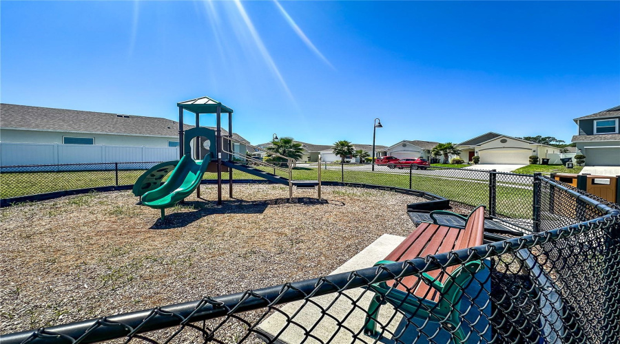 DAVENPORT, Florida 33896, 4 Bedrooms Bedrooms, ,2 BathroomsBathrooms,Residential,For Sale,BOCAVISTA,0,MFRO6376643