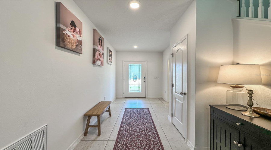 DAVENPORT, Florida 33896, 4 Bedrooms Bedrooms, ,2 BathroomsBathrooms,Residential,For Sale,BOCAVISTA,0,MFRO6376643