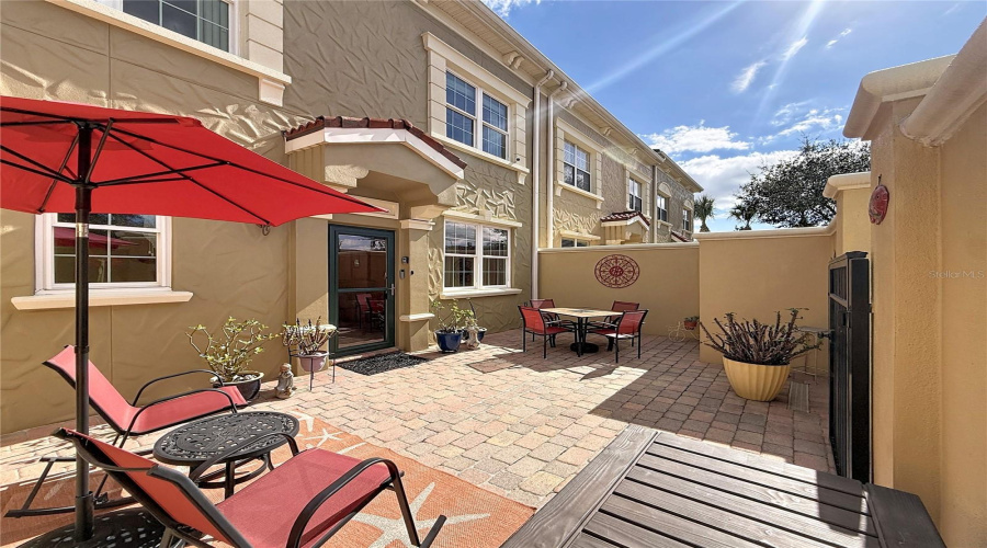 DAVENPORT, Florida 33897, 4 Bedrooms Bedrooms, ,3 BathroomsBathrooms,Residential,For Sale,BELLA VISTA,0,MFRS5141839