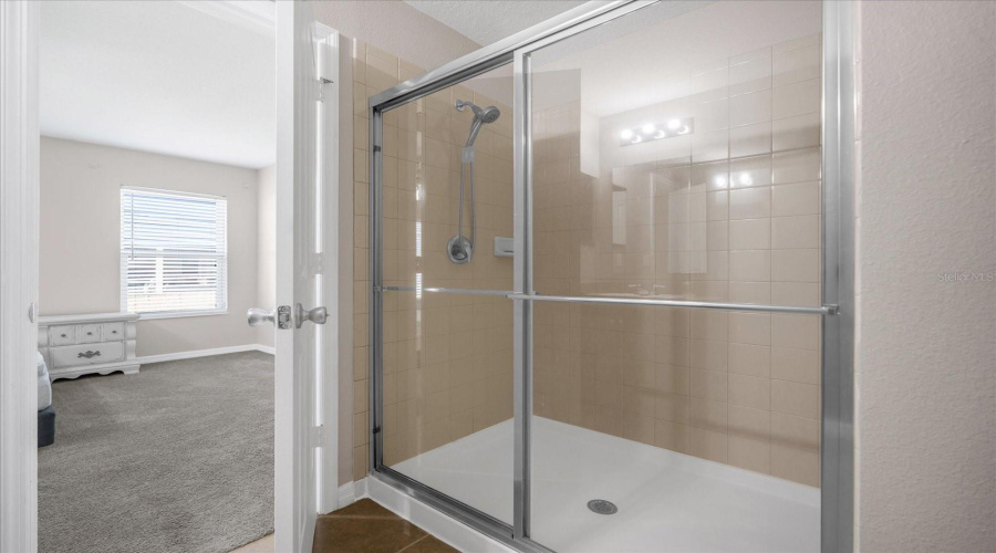 KISSIMMEE, Florida 34746, 4 Bedrooms Bedrooms, ,2 BathroomsBathrooms,Residential,For Sale,BOAT LAUNCH,0,MFRO6377034