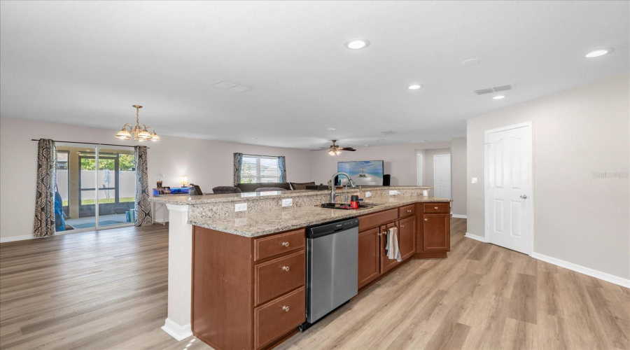 KISSIMMEE, Florida 34746, 4 Bedrooms Bedrooms, ,2 BathroomsBathrooms,Residential,For Sale,BOAT LAUNCH,0,MFRO6377034