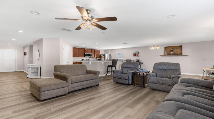 KISSIMMEE, Florida 34746, 4 Bedrooms Bedrooms, ,2 BathroomsBathrooms,Residential,For Sale,BOAT LAUNCH,0,MFRO6377034