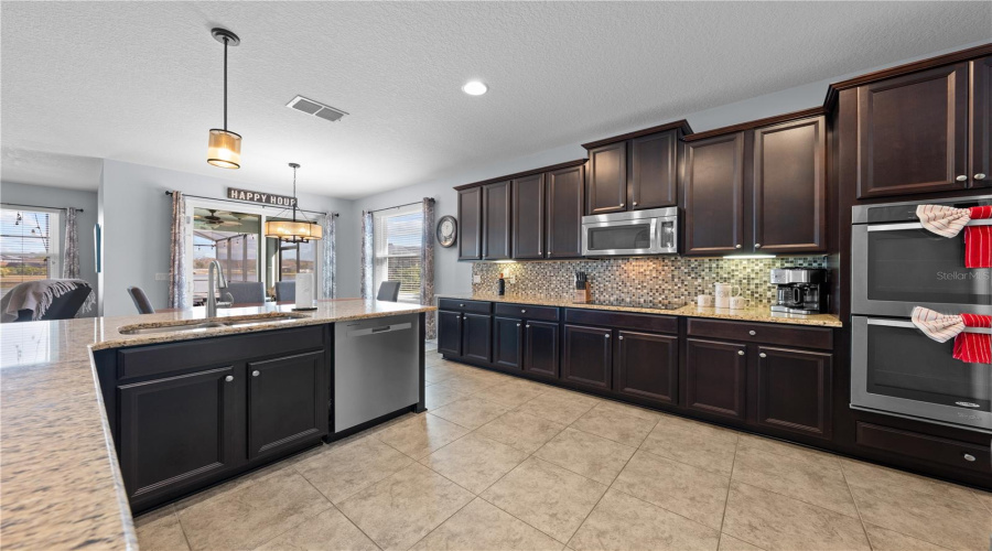 KISSIMMEE, Florida 34746, 4 Bedrooms Bedrooms, ,2 BathroomsBathrooms,Residential,For Sale,BASS BOAT,0,MFRO6375071