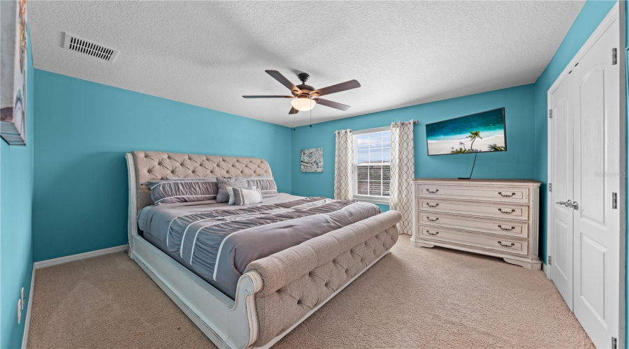 KISSIMMEE, Florida 34746, 4 Bedrooms Bedrooms, ,2 BathroomsBathrooms,Residential,For Sale,BASS BOAT,0,MFRO6375071