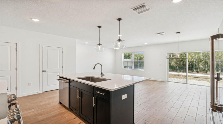 DAVENPORT, Florida 33837, 3 Bedrooms Bedrooms, ,2 BathroomsBathrooms,Residential,For Sale,WITHERS,0,MFRO6376329